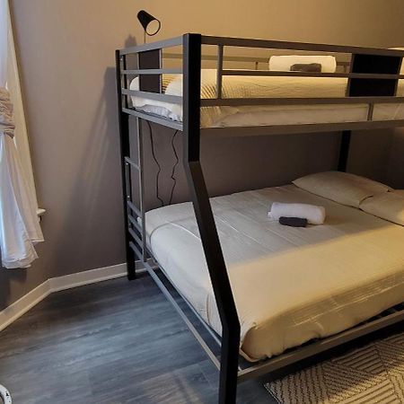 Chicago Avenue Inn エクステリア 写真