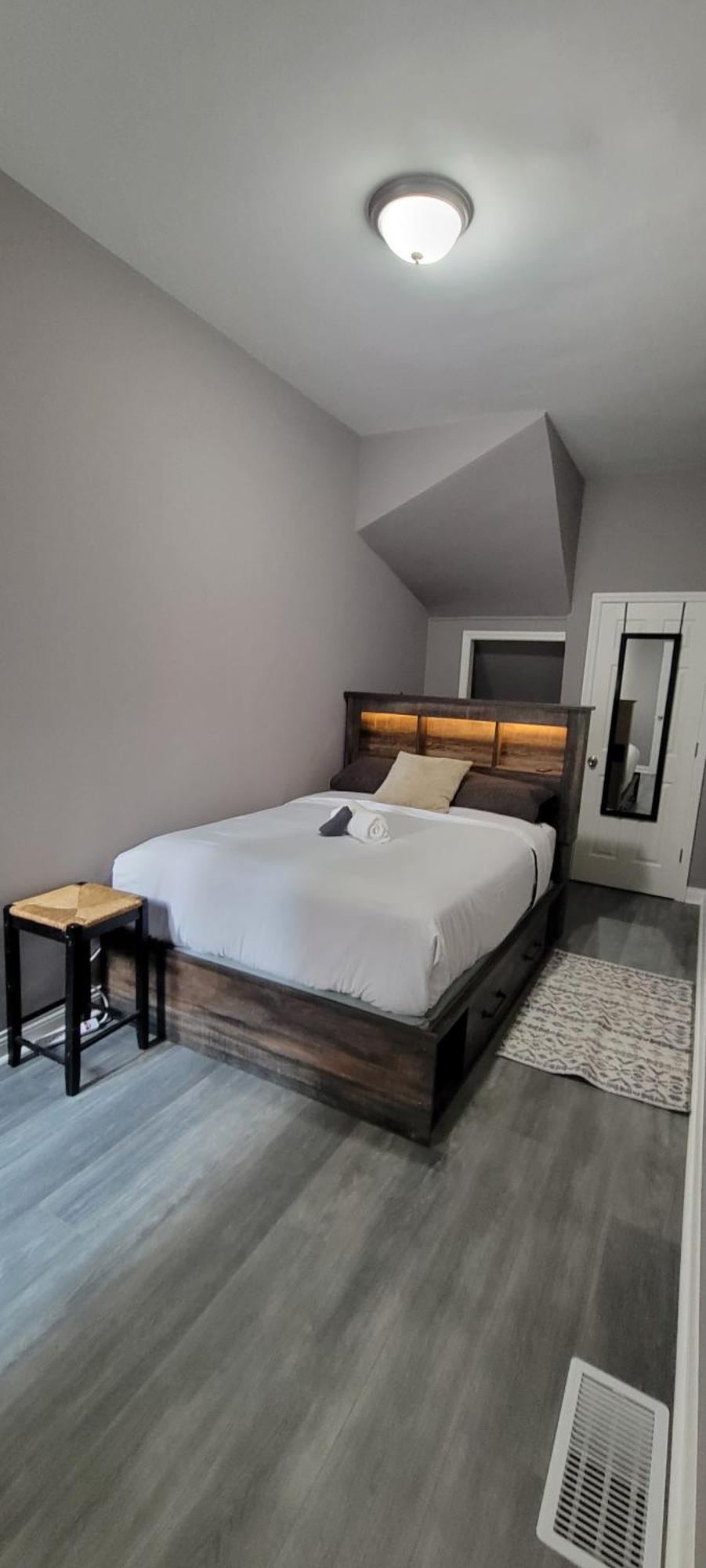 Chicago Avenue Inn エクステリア 写真